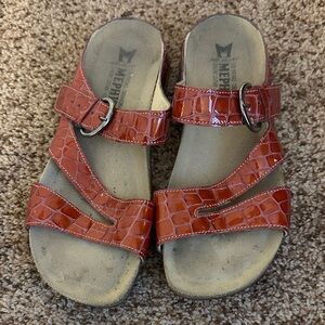 Mephisto Red Croc-Patterned Slide Sandals